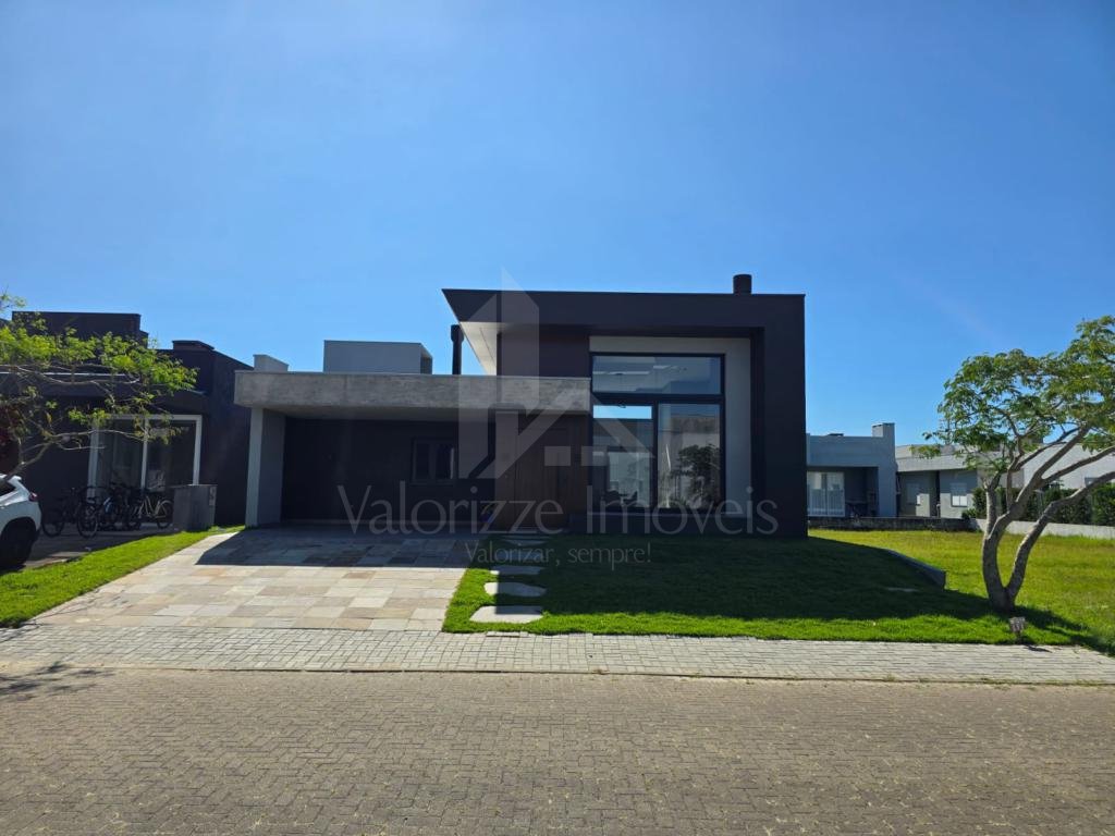 Casa em Condominio 4 dormitorios