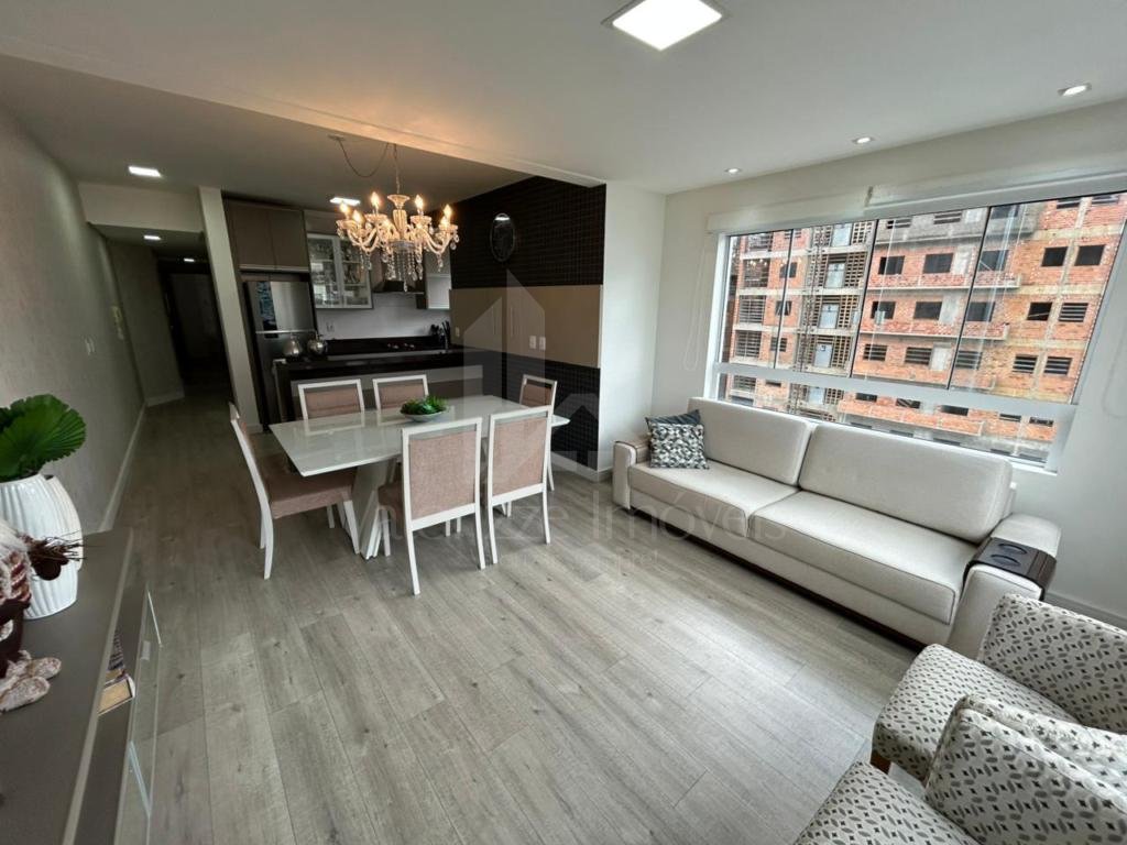 Apartamento 3 Dormitórios